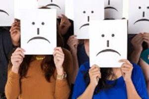 چگـــــــــــونه و چطور با افراد منفی و منتقد برخورد کنیم؟
